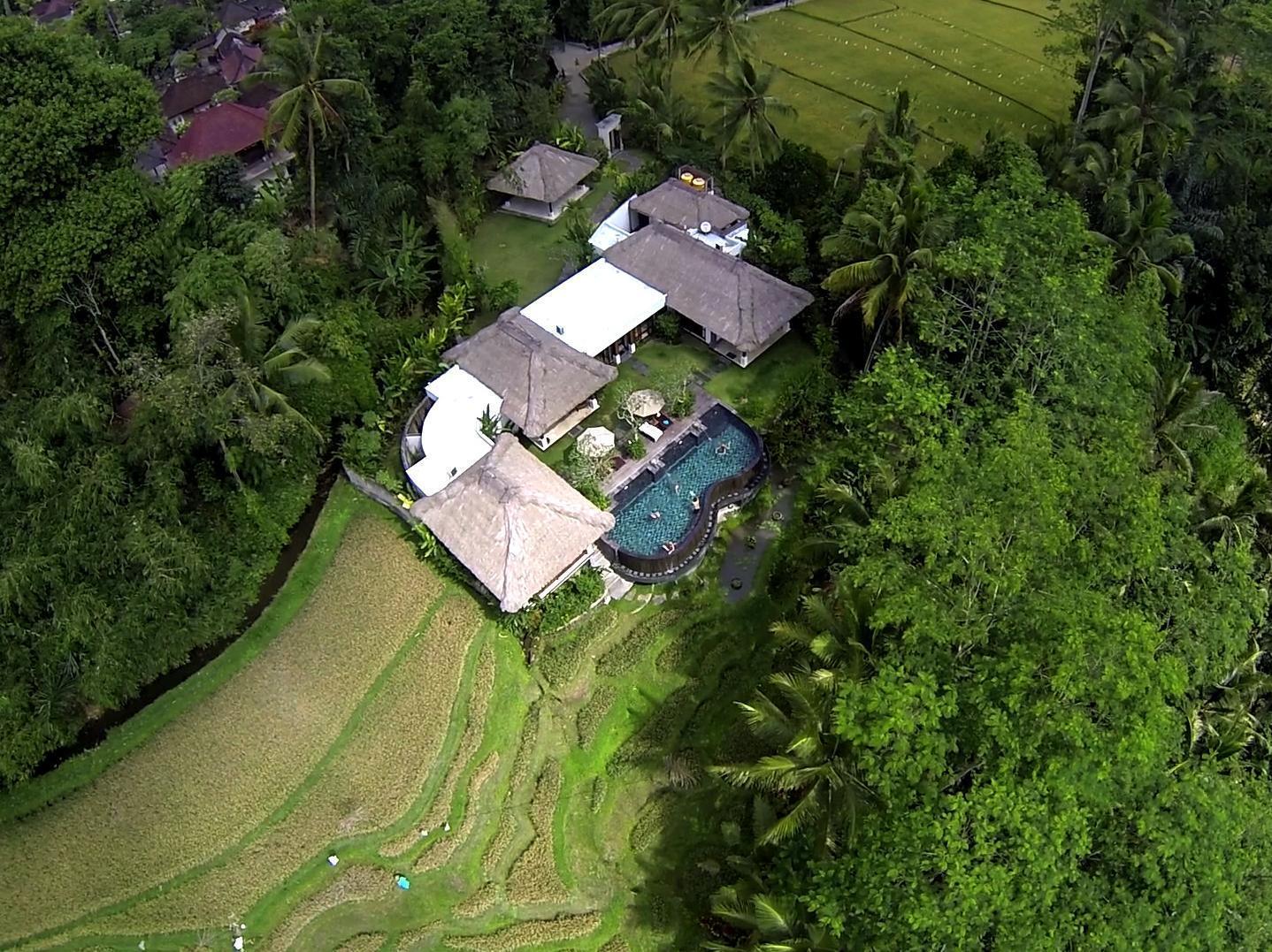 Villa Amrita Убуд Экстерьер фото
